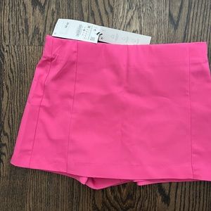 Zara pink short/skirt new with tag size M